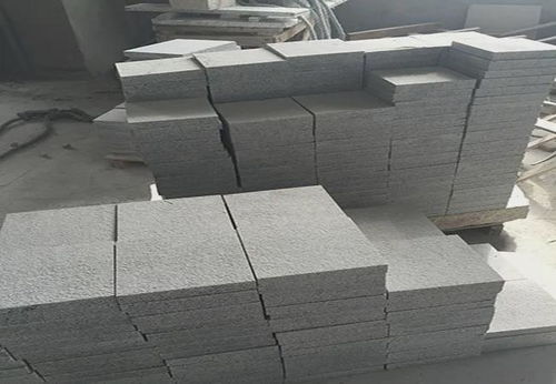 石材加工原石荒料的选择 从源头到品质的把控