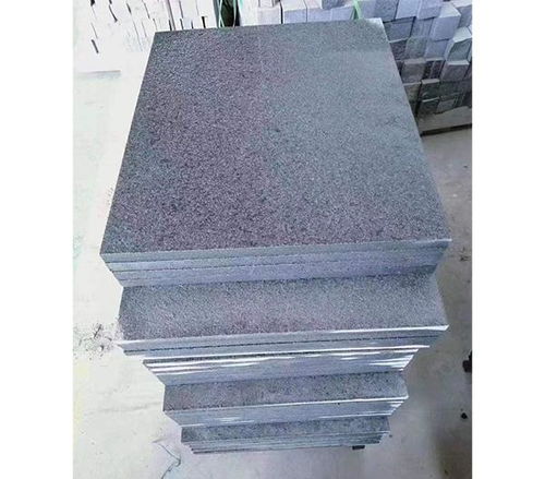 如何选购优质室外芝麻灰石材,让路沿石更加精美